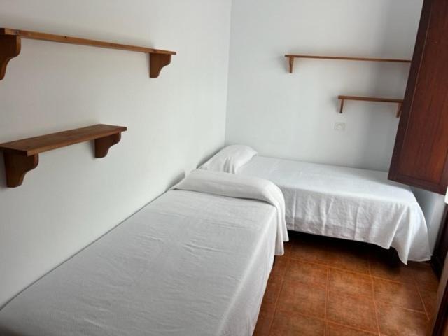קומיאס Apartamentos Club Condal מראה חיצוני תמונה