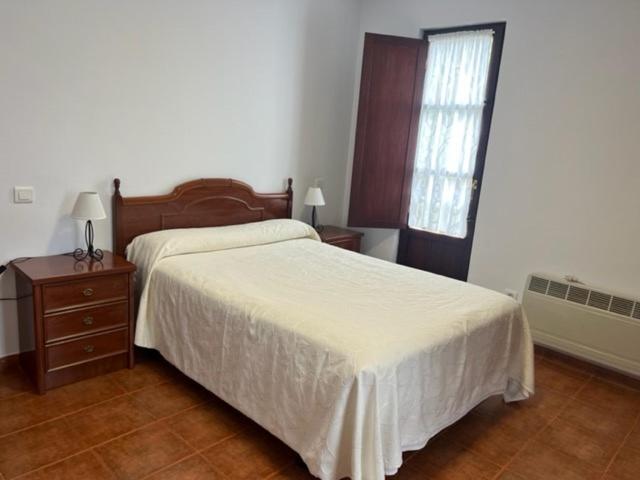 קומיאס Apartamentos Club Condal מראה חיצוני תמונה