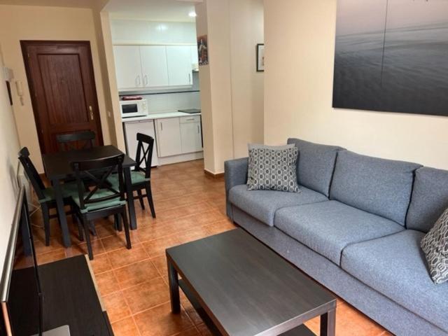 קומיאס Apartamentos Club Condal מראה חיצוני תמונה