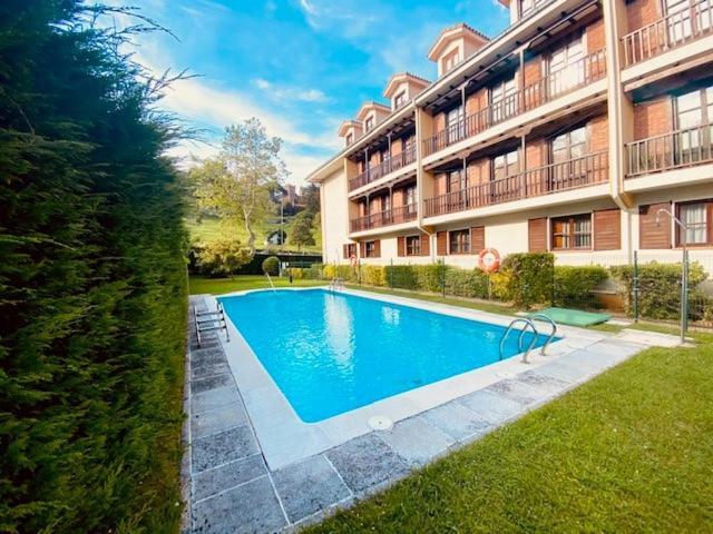 קומיאס Apartamentos Club Condal מראה חיצוני תמונה